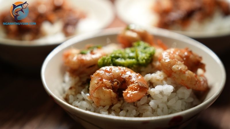 Tôm khô rim: món ngon dễ làm cho bữa cơm gia đình 6 tôm khô rim